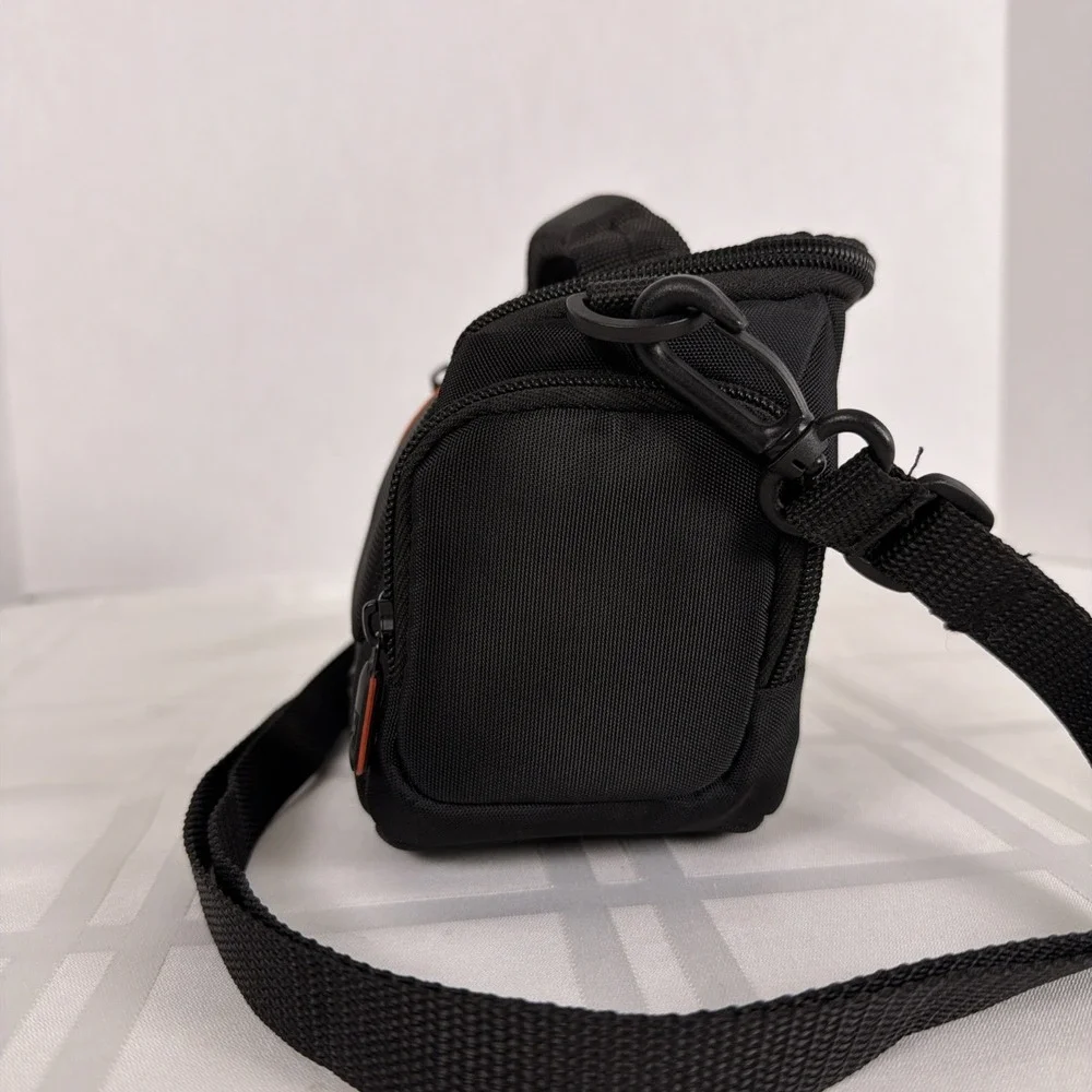 Case Logic Padded Camera Bag with Shoulder Strap. Black/Orange